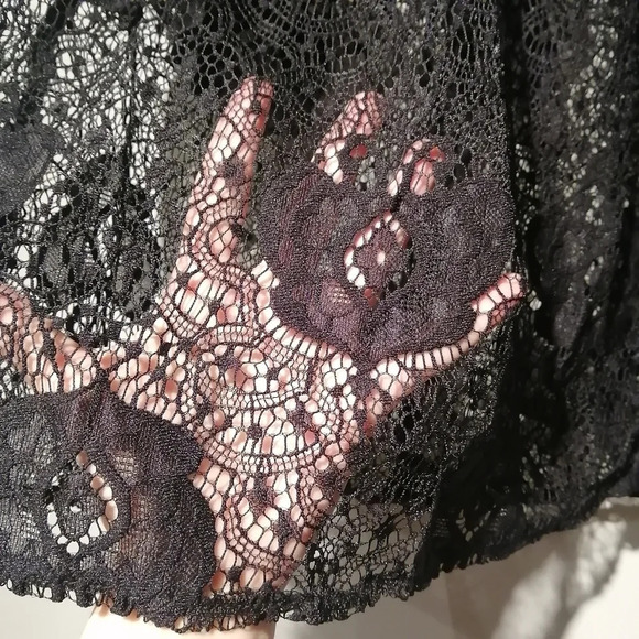 NWT Zara Lace Floral Blouse with Flutter Sleeves Small - Picture 11 of 16